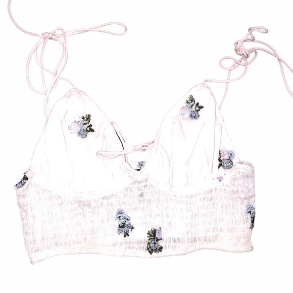 Forever 21 small pink floral embroidered delicate bralette - Picture 1 of 5